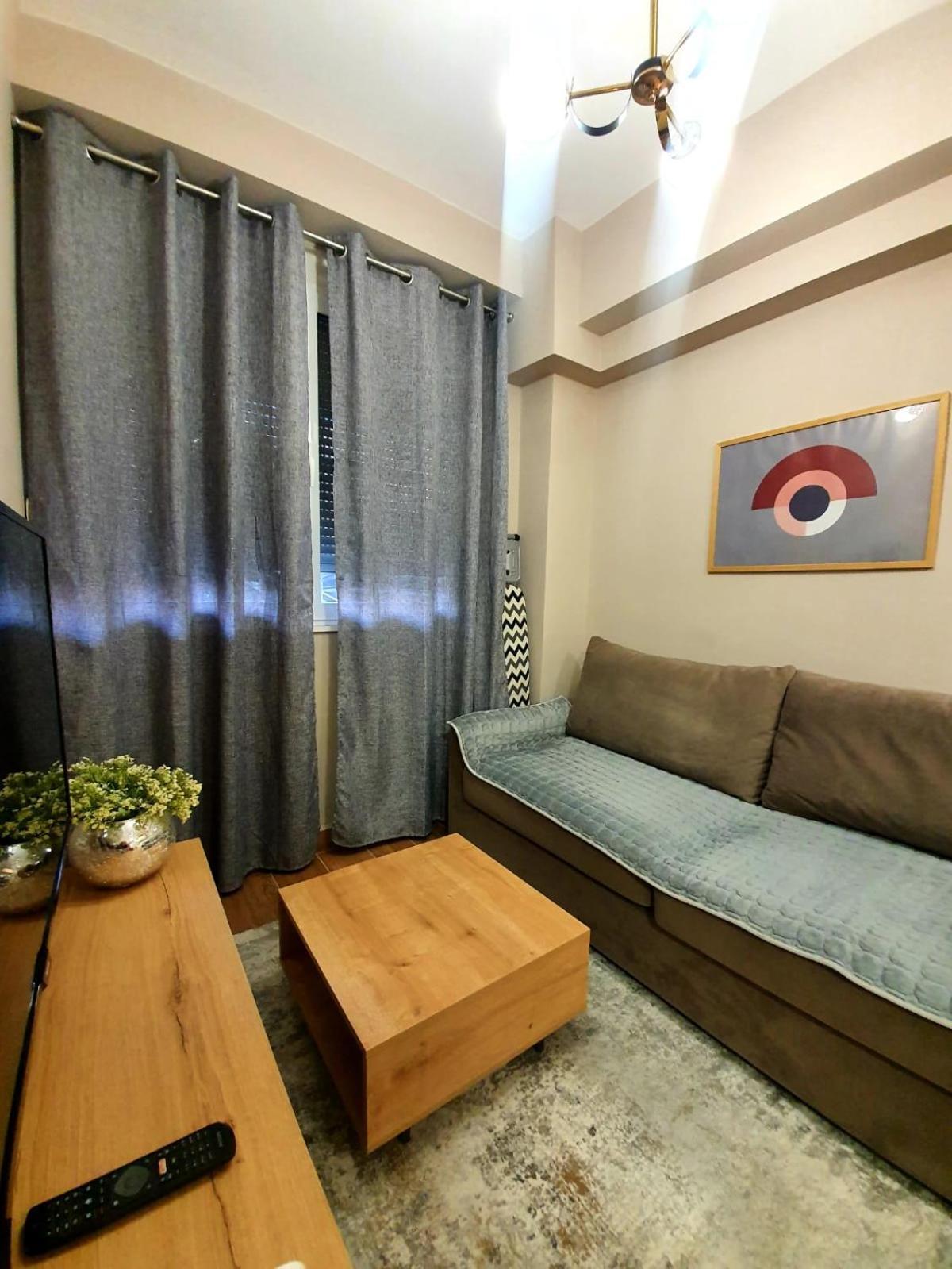 Quite Getaway In The Heart Of Tirana Apartamento Exterior foto